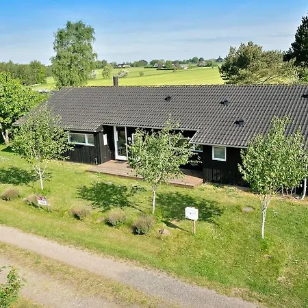 Zoes Hojt-til-himlen-hus *